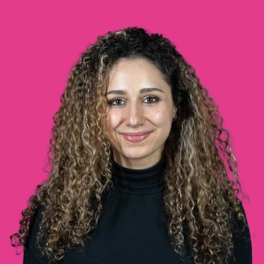 Nora-Hadi-WEB
